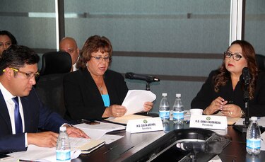 Regulación de contratación pública pasa a segundo debate e incluye norma para medicinas