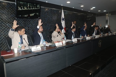 Iniciativa de ley establece penas de hasta 6 años de prisión por divulgar videos sexuales o de desnudez