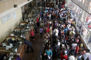 TE suspende desde este jueves la emisión de cédulas juveniles