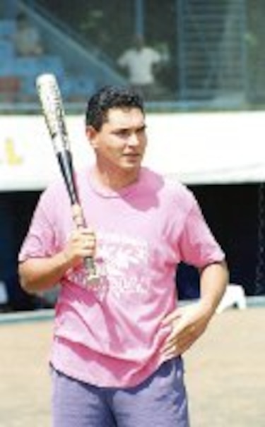 Medina dirigirá a los Caimanes en Colombia