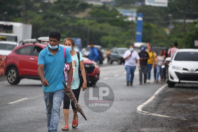 Un lunes marcado por los cierres y protestas