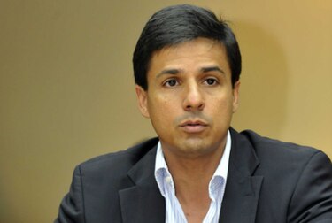 Detienen a exministro Federico Suárez por caso Blue Apple