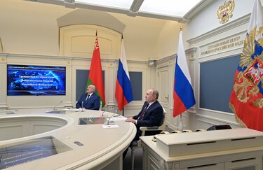 Rusia lanza misiles ‘balísticos y de crucero’ en ejercicios militares