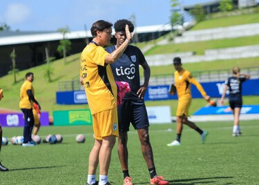 Is Piñera impone su sello en la selección femenina de Panamá