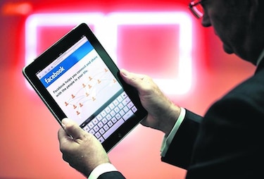 Facebook, blanco preferido de los ciberdelincuentes este verano, según ESET