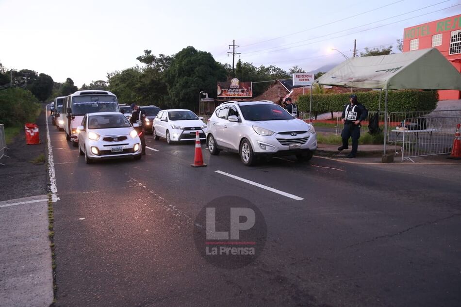 Ya empezaron a regir los cercos sanitarios a nivel nacional
