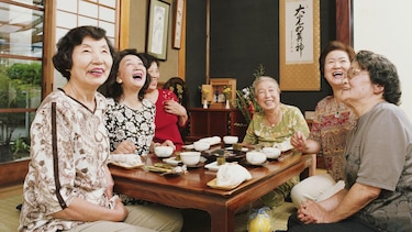 Japón bate el récord mundial de personas mayores de 100 años (con una abrumadora mayoría de mujeres)