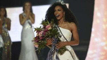 Una abogada de Carolina del Norte, nueva Miss Estados Unidos