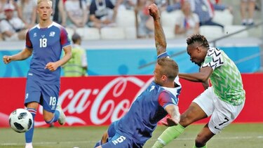 Triunfo nigeriano da respiro al equipo de Messi