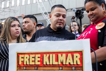 Una jueza de Estados Unidos ordena la liberación inmediata del salvadoreño Kilmar Ábrego