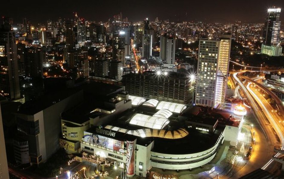 Estados Unidos tiene 28 corporaciones instaladas en Panamá para atender Latinoamérica