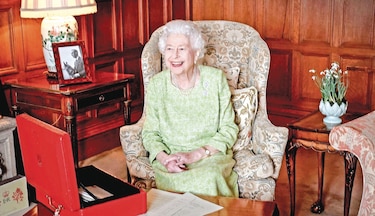 70 años al frente de la Corona; la Reina Isabel II mira al futuro