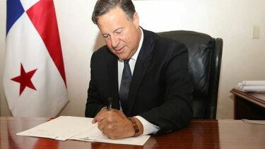 Presidente sanciona ley que penaliza la evasión fiscal