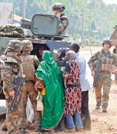 Cerca de 600 mil desplazados en Bangui