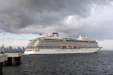 REALIZAN PRIMER ATRAQUE DE PRUEBA EN LA TERMINAL DE CRUCEROS DE PANAMÁ