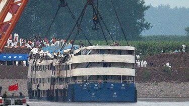 Suman 331 muertes por naufragio en China