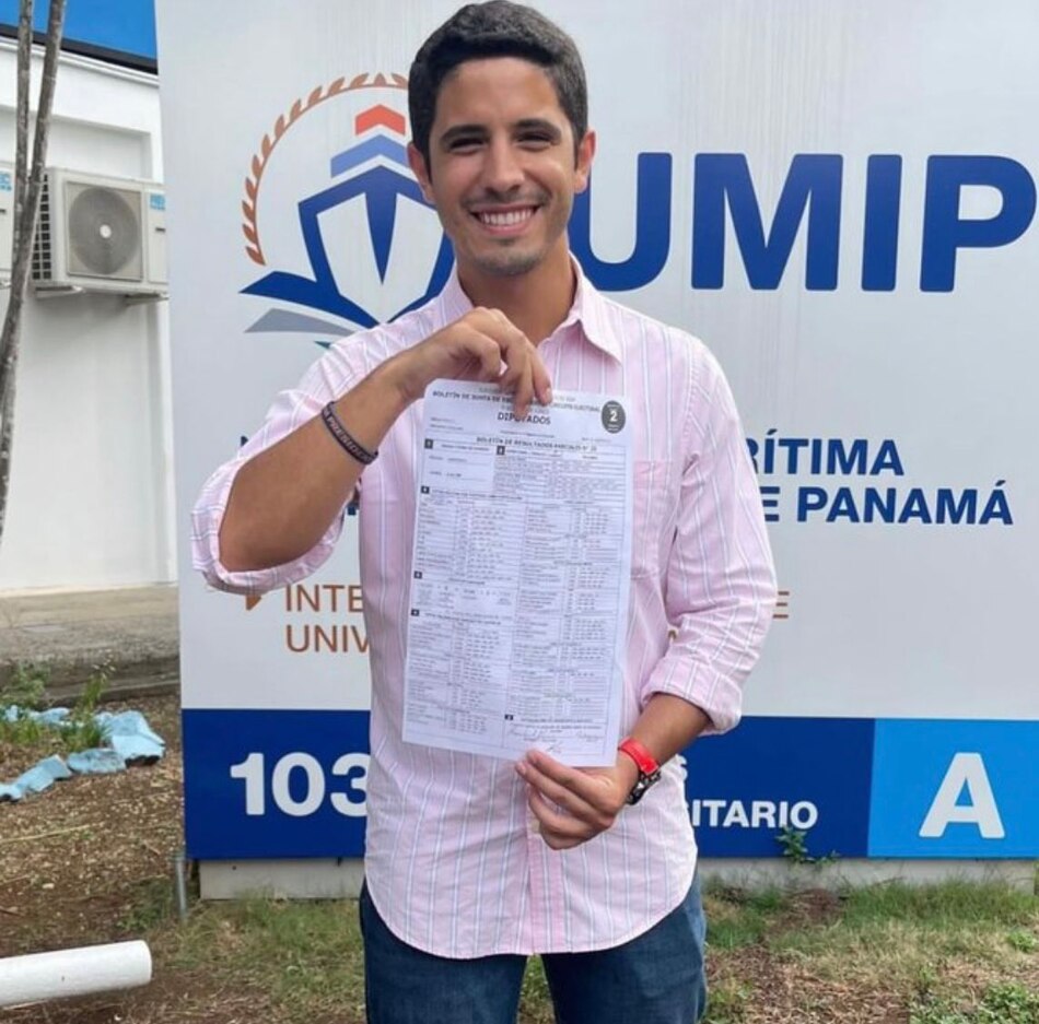 José Pérez Barboni, de MOCA, es proclamado diputado por el circuito 8-3