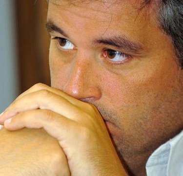 Papadimitriu reta a Alberto Vallarino