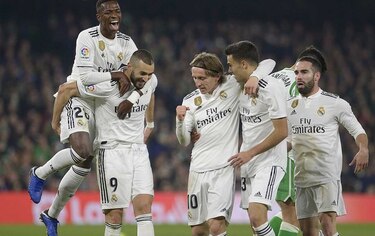Real Madrid vence al Betis con gol de Ceballos