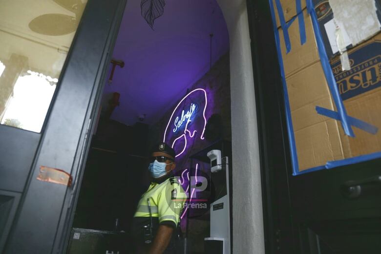 Inspección en un restaurante en Casco Antiguo evidenció deficiencias estructurales y la falta de un permiso de ocupación