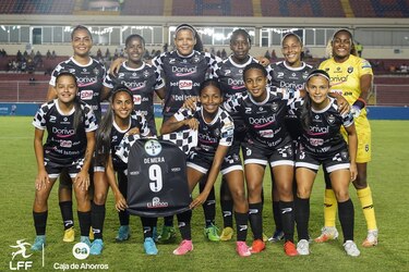 Tauro muestra su poder y debuta con goleada en la LFF
