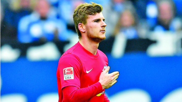 Leipzig pierde ocasión de subir