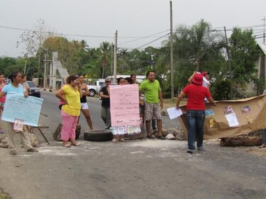 Población de Portachuelo cierra vía en Boquete por falta de agua