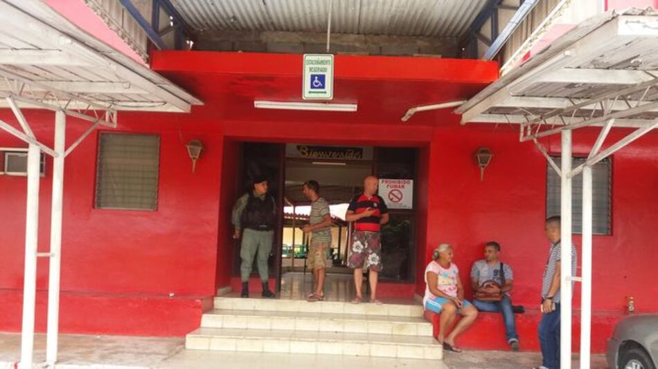 250 cubanos llegan a la ciudad de David; continúa la incertidumbre de africanos