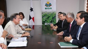 Cortizo encabeza reunión de transición en el MIDA