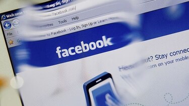 Detienen en Bolivia a una mujer que vendió a su bebé por Facebook