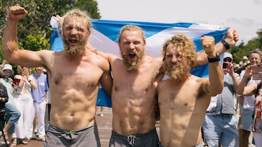 Los tres hermanos que lograron la hazaña de remar 15,000 km desde Perú a Australia