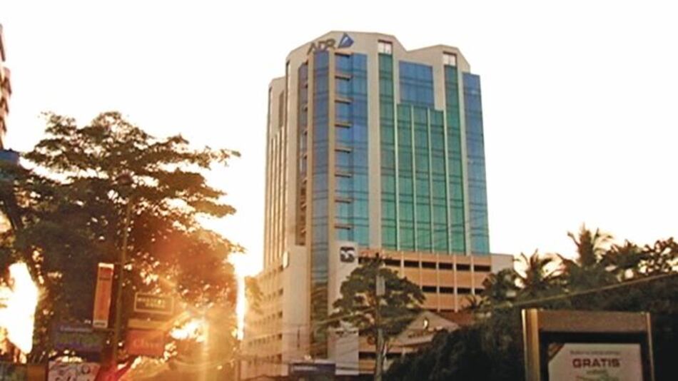 ADR y Ubiqua se unen para crear un grupo corporativo