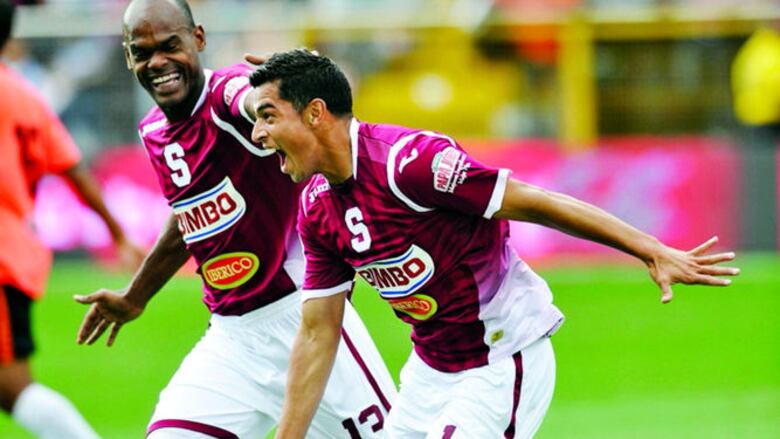 Adolfo Machado: ‘Quiero poder ganar títulos con ambas instituciones’