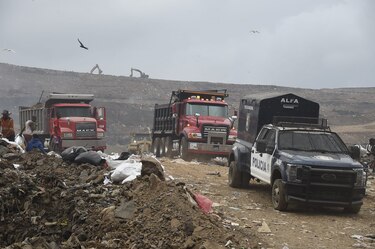 AAUD adeuda $300 mil a camioneros por servicios prestados en incendio de cerro Patacón