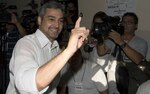 Paraguay: oficialista Mario Abdo Benítez encabeza conteo de votos