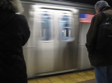 Aumentarán policías en metro de Nueva York para enfrentar ola de violencia