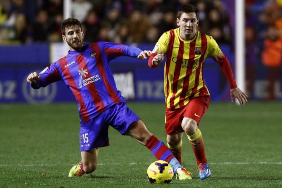 El Levante frena al Barcelona