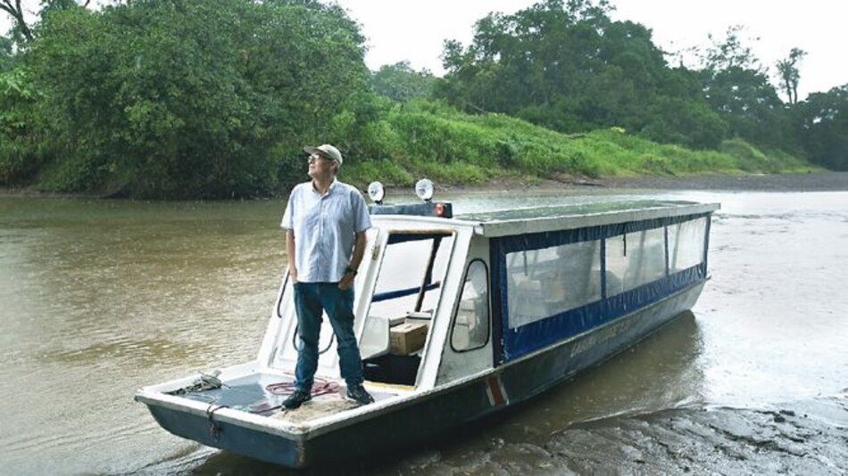 Escritor Carlos Cortés, en Centroamérica Cuenta