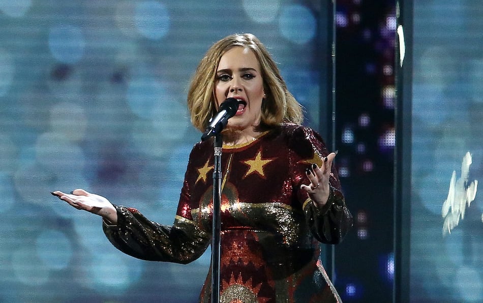 Debut récord del nuevo sencillo de Adele, ‘Easy On Me’