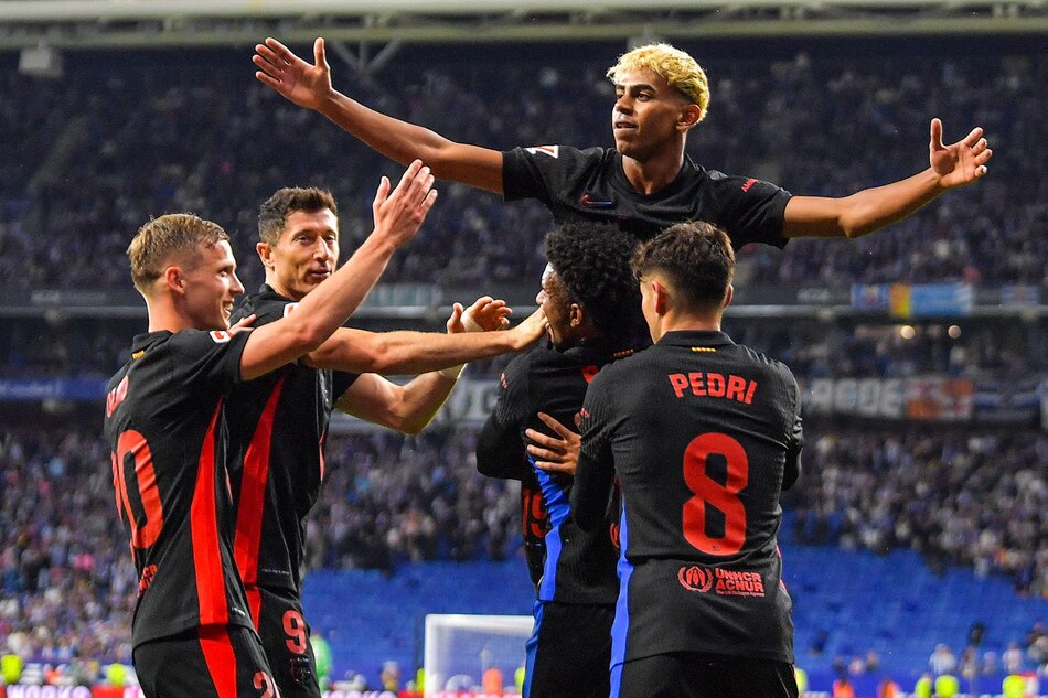 Lamine Yamal amplía su contrato con el Barcelona hasta 2031