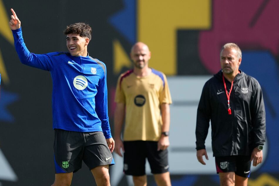 El Barcelona vuelve al trabajo con dos refuerzos y varios frentes abiertos