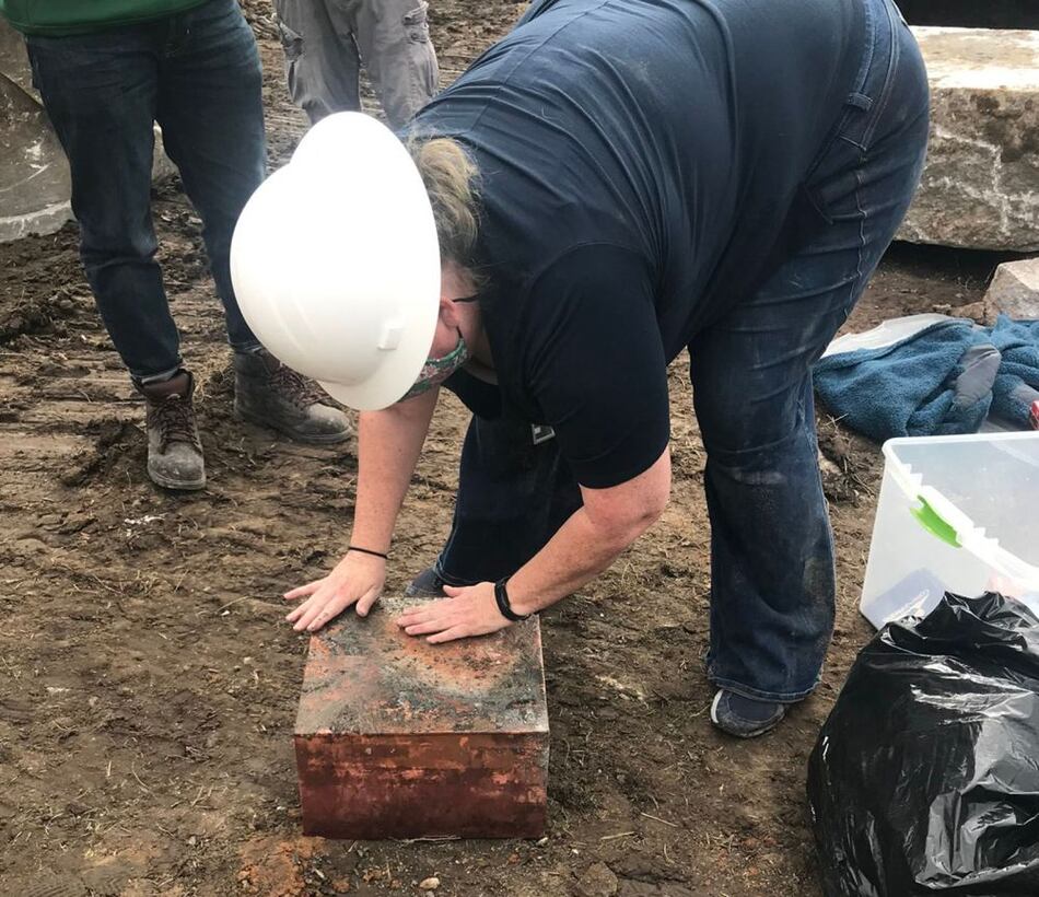 Hallan reliquias de la Guerra de Secesión de Estados Unidos en caja del tiempo