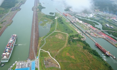 Más de 9 mil buques neopanamax han transitado por el Canal de Panamá en cuatro años tras la ampliación