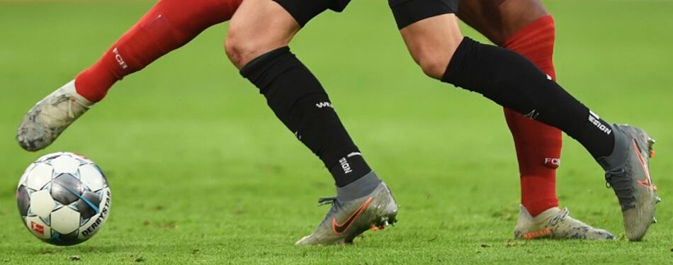 Pese a amenaza del coronavirus, el fútbol europeo avanza hacia su regreso