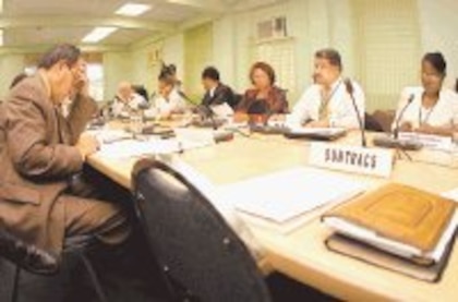 Los diálogos, en la balanza