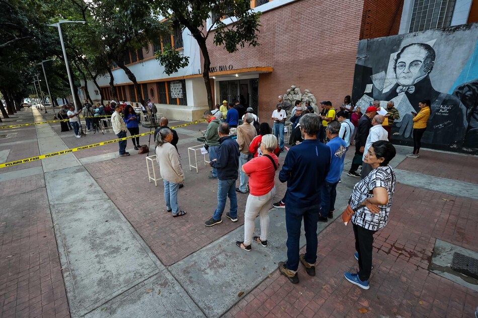 Venezuela aprueba en un referendo no vinculante anexionarse la zona en disputa con Guyana