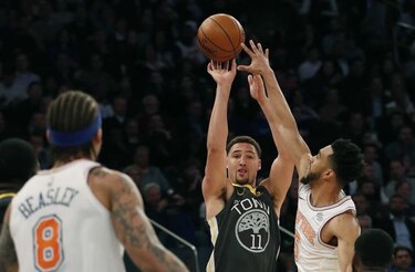 Los campeones Warriors siguen encendidos