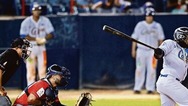 Chiriquí recibe a Colón en el Kenny Serracín
