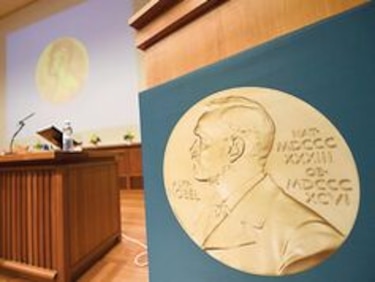 ¿Dos premios Nobel de Literatura y el de la Paz para Greta?