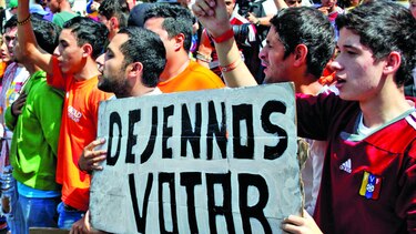 Oposición marcha para pedir elecciones
